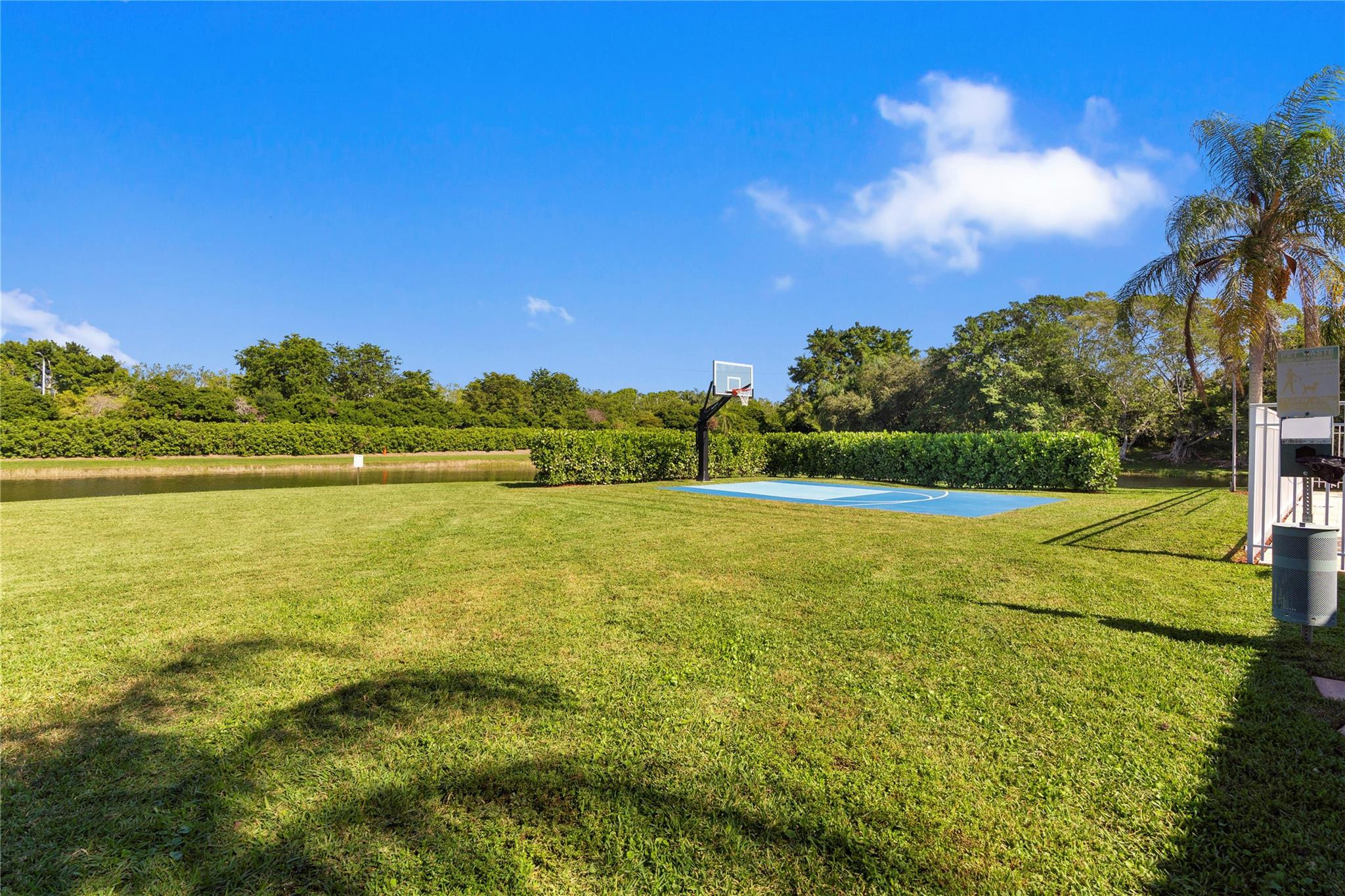 576 Bridgeton Road Weston, FL 33326 - Photo 35 of 44 Photo 36