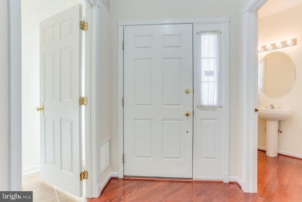 45 Caleb Lane Princeton, NJ 08540 - Photo 3 of 22