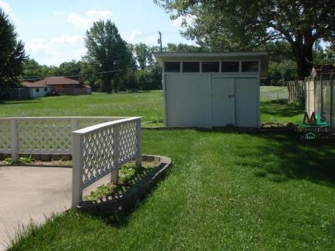 2446 Lindell Road Sterling Heights, MI 48310 - Photo 2 of 2 332857-1.JPG