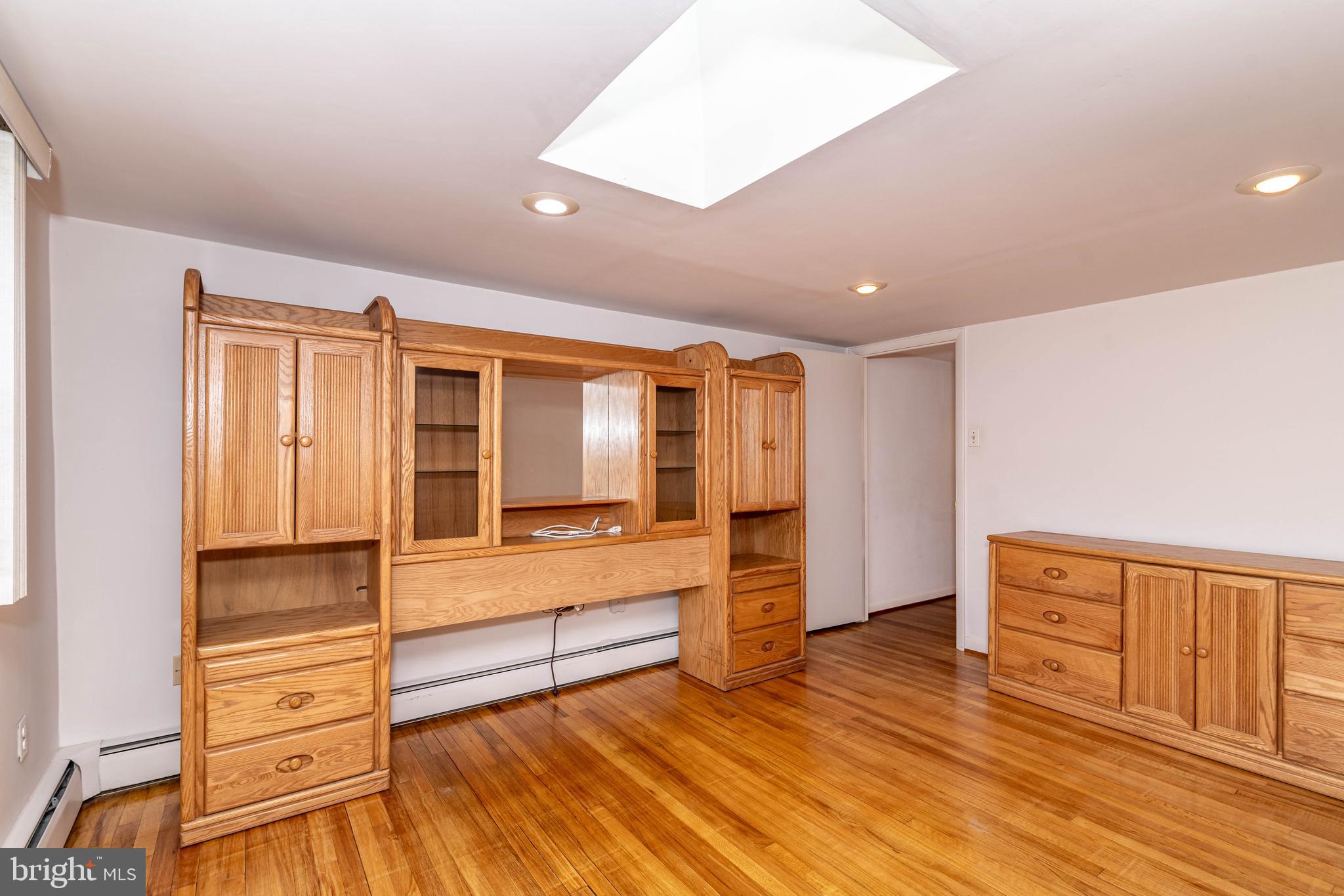 520 Powell Road Mount Holly, NJ 08060 - Photo 23 of 65 a view of livingroom with furniture and wooden floor