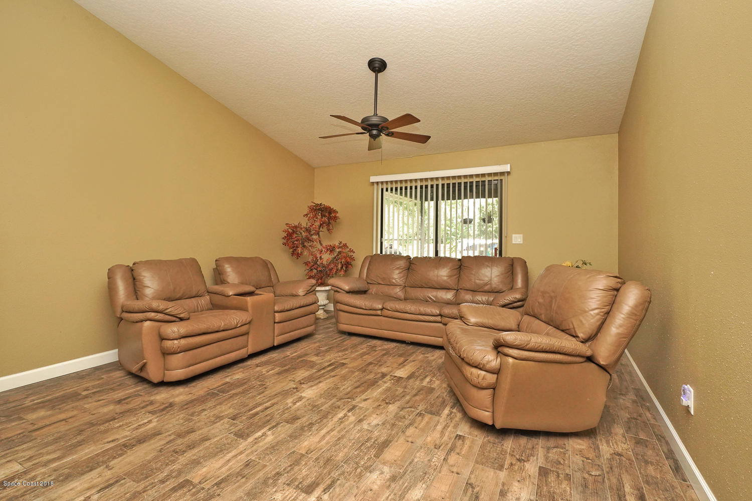 1497 Rila Street Southeast Palm Bay, FL 32909 - Photo 20 of 37 1497 Rila St SE-21