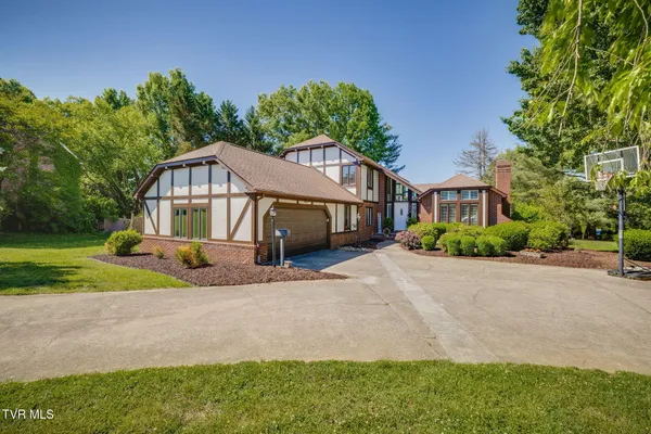 $625,000 | 1312 White Street, Kingsport, TN 37664