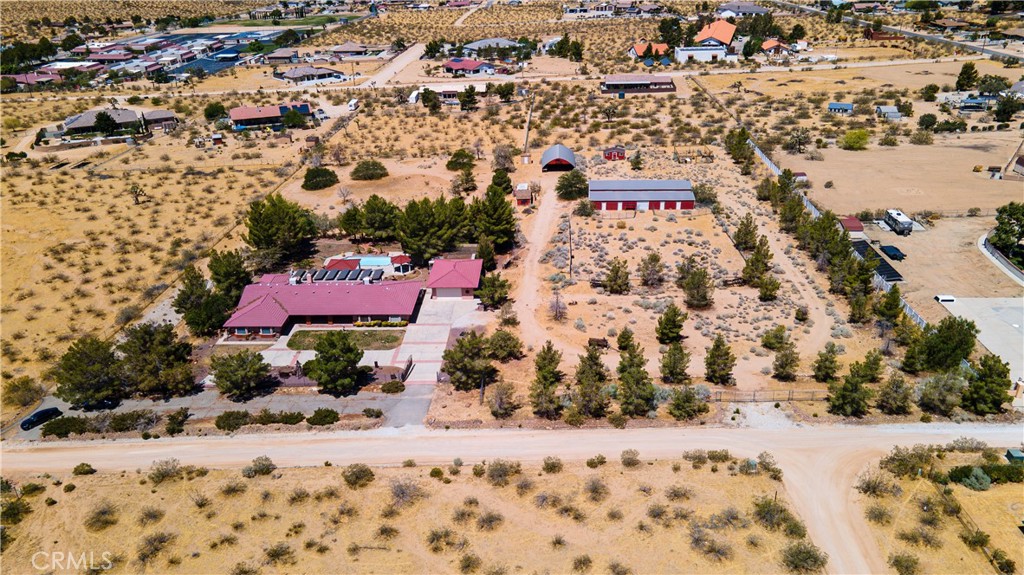 16728 Shirwaun Road Apple Valley, CA 92307 - Photo 3 of 72