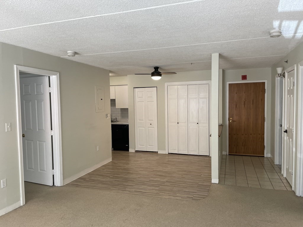 60 Rantoul Street, Unit 111N Beverly, MA 01915 - Photo 12 of 41 Gallery Image 12