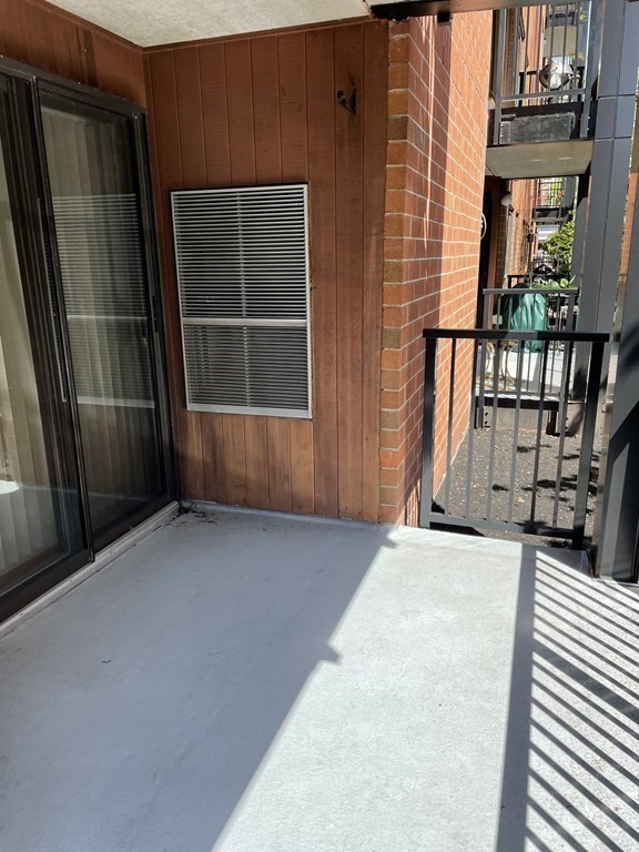 60 Rantoul Street, Unit 111N Beverly, MA 01915 - Photo 15 of 41 Gallery Image 15