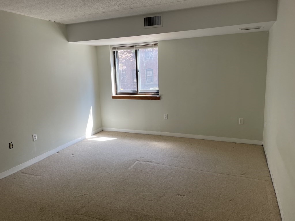 60 Rantoul Street, Unit 111N Beverly, MA 01915 - Photo 22 of 41 Gallery Image 22