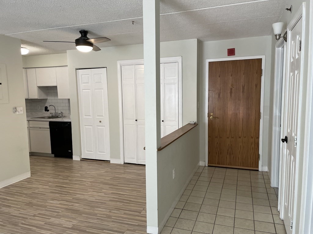 60 Rantoul Street, Unit 111N Beverly, MA 01915 - Photo 10 of 41 Gallery Image 10