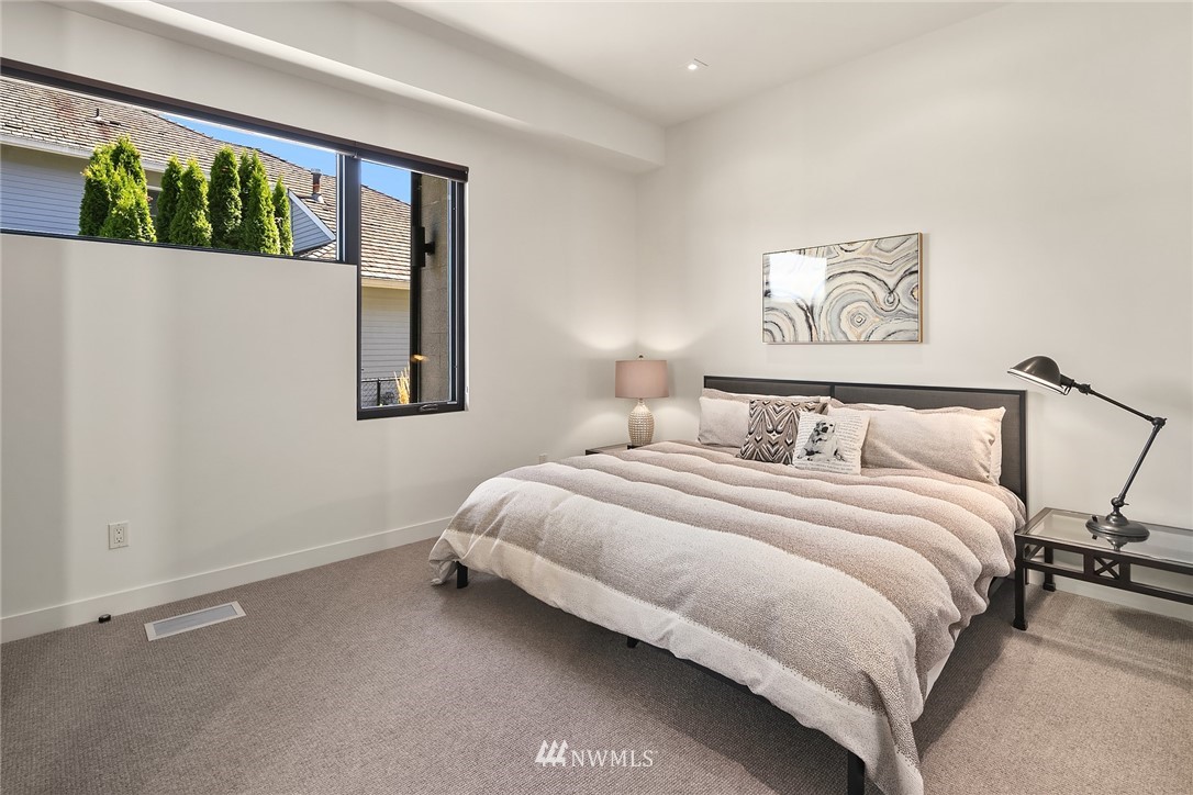 85 Cascade Key Bellevue, WA 98006 - Photo 32 of 40