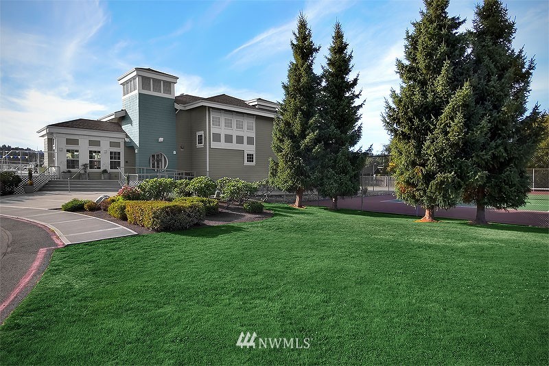 85 Cascade Key Bellevue, WA 98006 - Photo 38 of 40