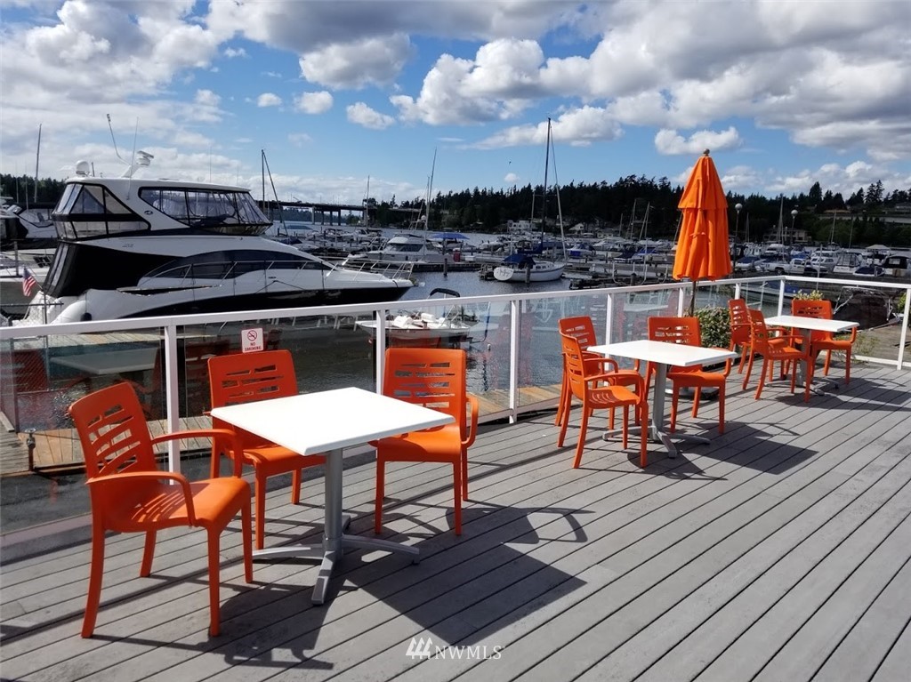 85 Cascade Key Bellevue, WA 98006 - Photo 39 of 40