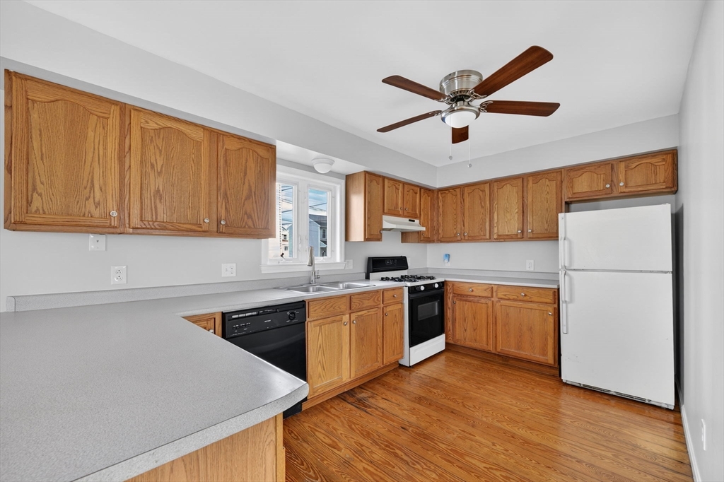 165 Grant Street Fall River, MA 02721 - Photo 20 of 37