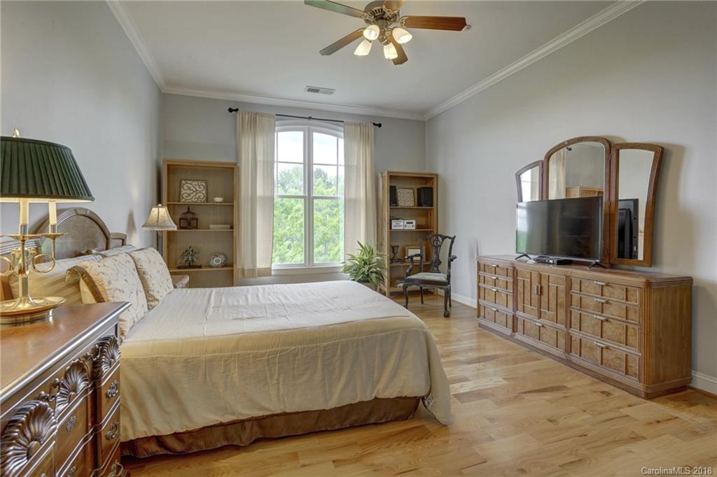 5425 Closeburn Road, Unit 307 Charlotte, NC 28210 - Photo 13 of 30