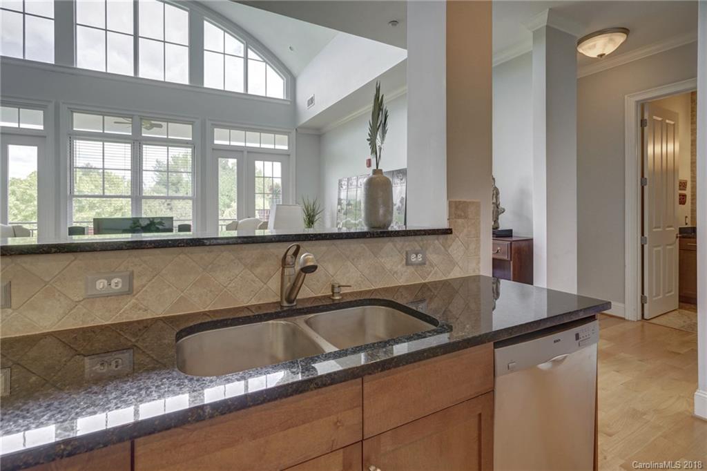 5425 Closeburn Road, Unit 307 Charlotte, NC 28210 - Photo 7 of 30