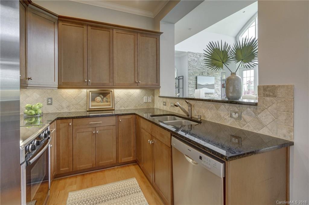 5425 Closeburn Road, Unit 307 Charlotte, NC 28210 - Photo 10 of 30