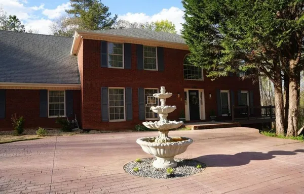 $2,100 | 5041 Blackberry Lane, Unit A, Buford, GA 30518
