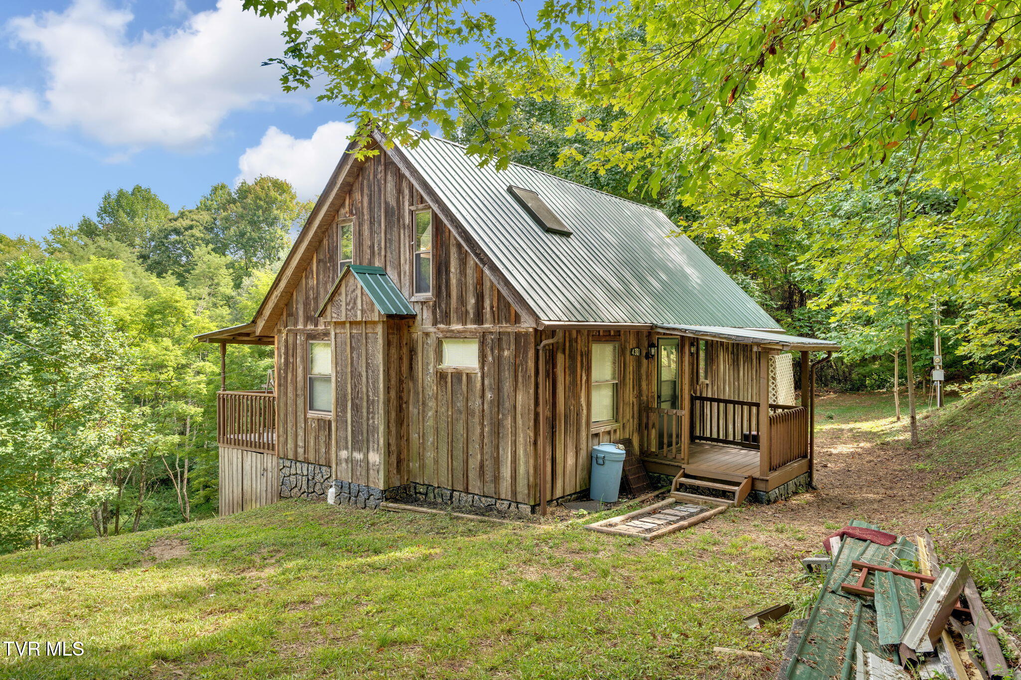 4331 Sentry Road Duffield, VA 24244 - Photo 2 of 27 4-web-or-mls-JH 20240903-286