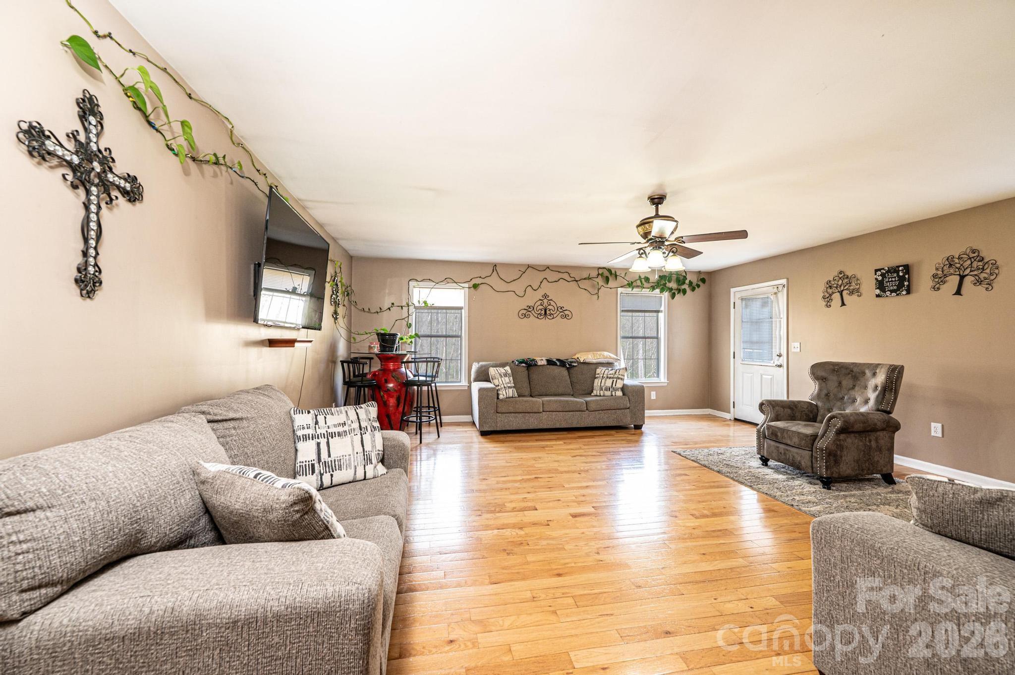 3229 15th Avenue Northeast Conover, NC 28613 - Photo 15 of 39