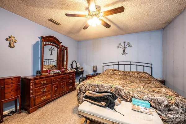 $379,900 | 3229 15th Avenue Northeast, Conover, NC 28613