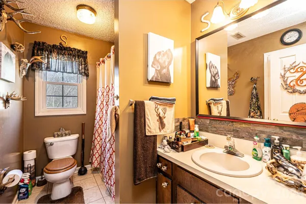 $379,900 | 3229 15th Avenue Northeast, Conover, NC 28613