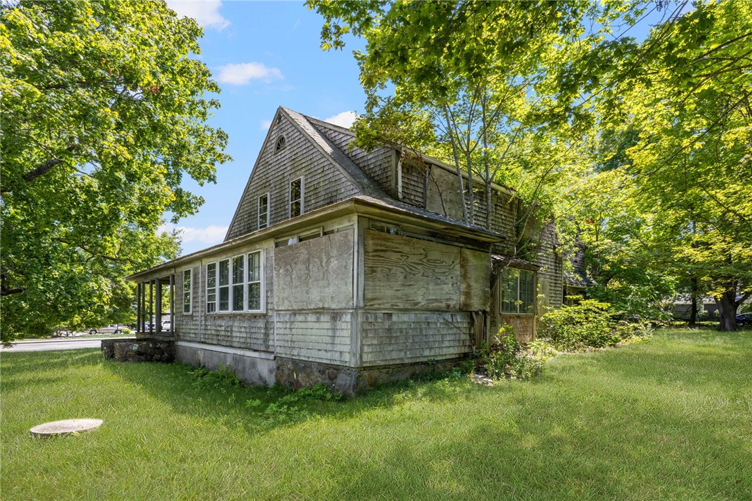 1819 Boston Neck Road North Kingstown, RI 02874 - Photo 13 of 18 Gallery Image 13