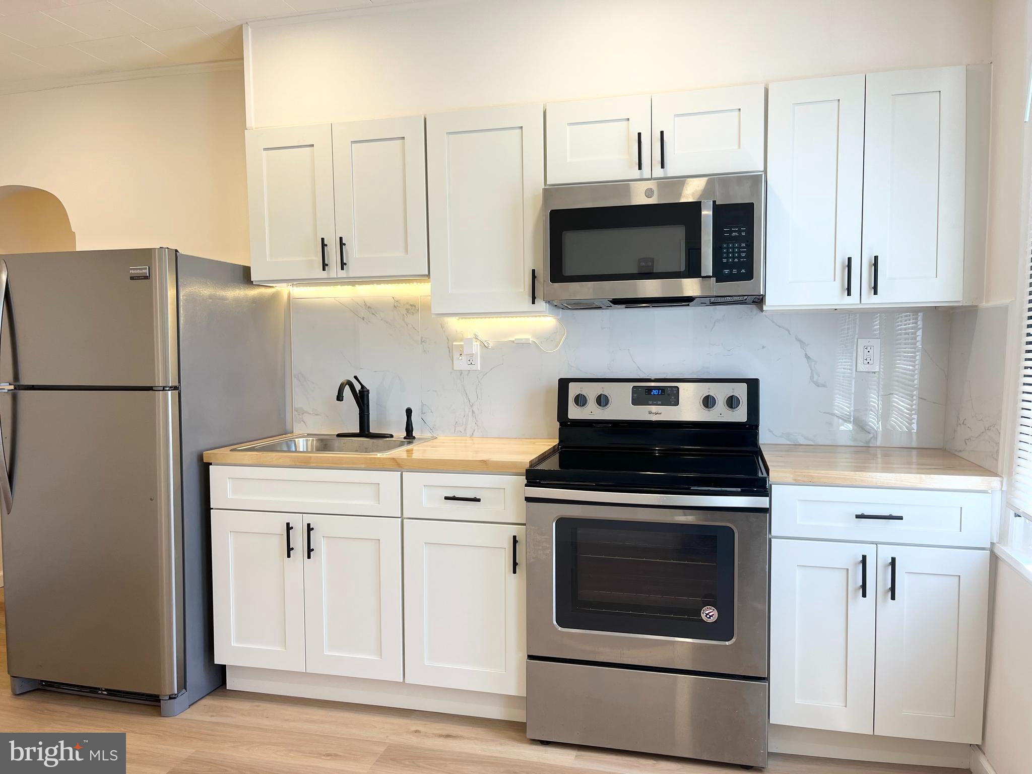 6249 Reedland Street, Unit 1F Philadelphia, PA 19142 - Photo 2 of 9