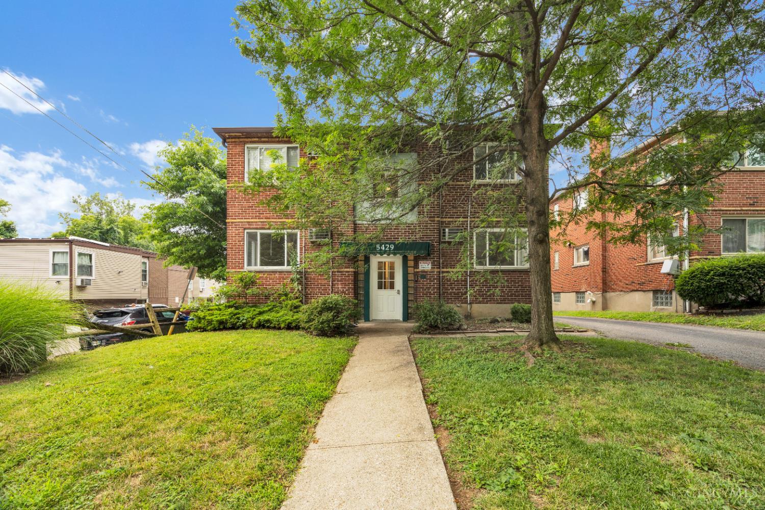 5429 Lester Road Cincinnati, OH 45213 - Photo 1 of 32