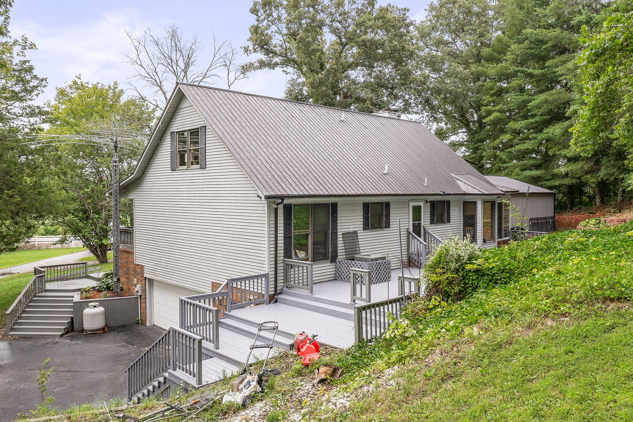 8585 Shelbyville Road Morrison, TN 37357 - Photo 42 of 47 Gallery Image 42