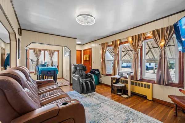 $400,000 | 204 South Taylor Street, Manchester, NH 03103