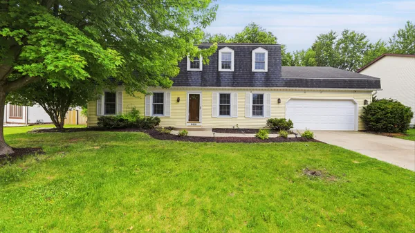 $649,000 | 2418 Flambeau Drive, Naperville, IL 60564