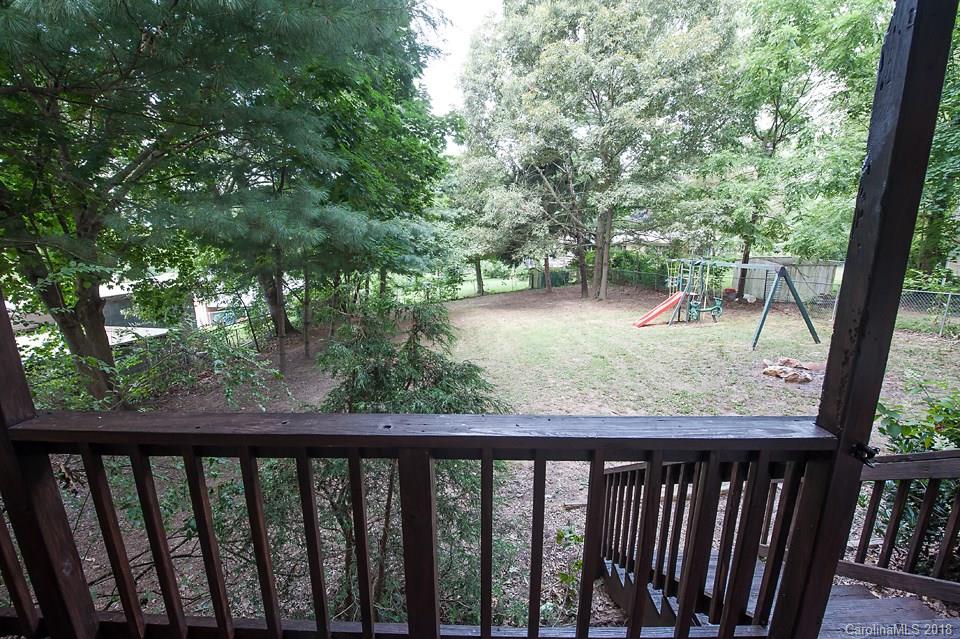 288 Deaverview Road, Unit B Asheville, NC 28806 - Photo 24 of 28 a view of backyard with green space