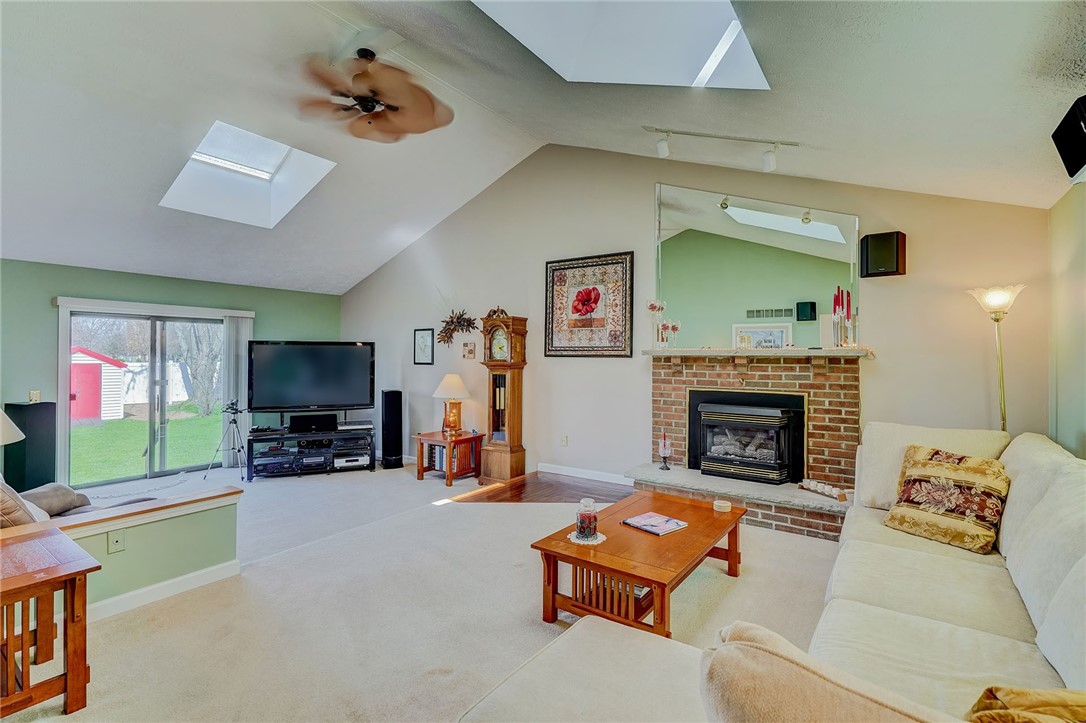 122 Wayne Drive Greece, NY 14626 - Photo 15 of 50