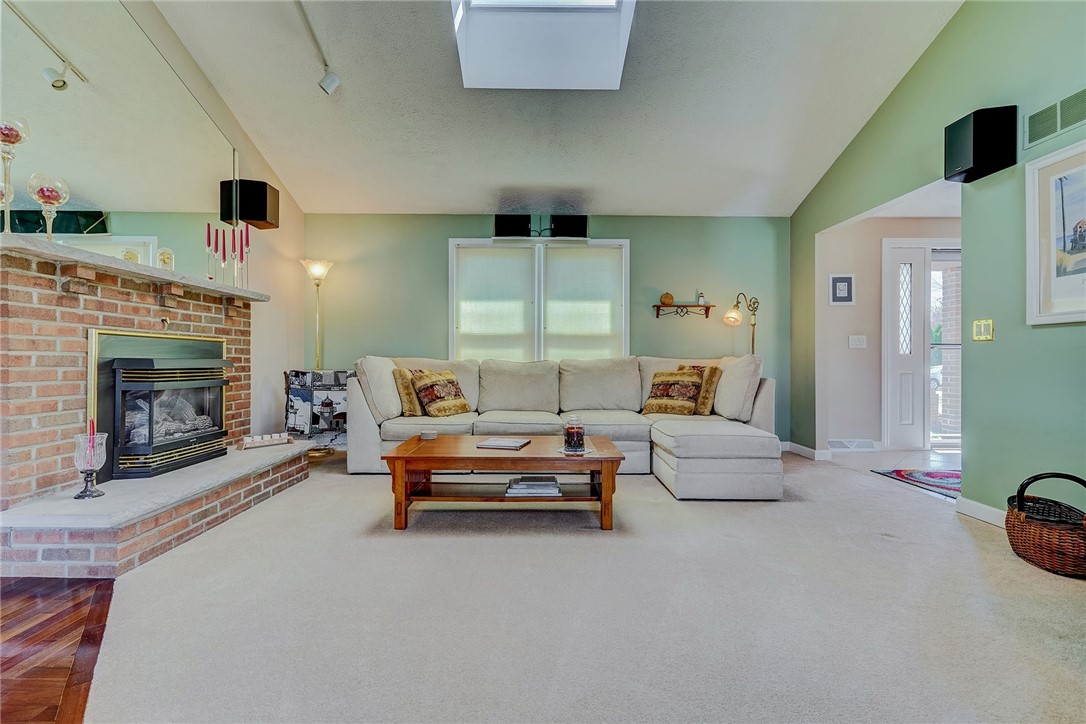 122 Wayne Drive Greece, NY 14626 - Photo 17 of 50