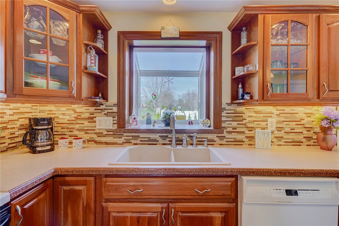 122 Wayne Drive Greece, NY 14626 - Photo 28 of 50