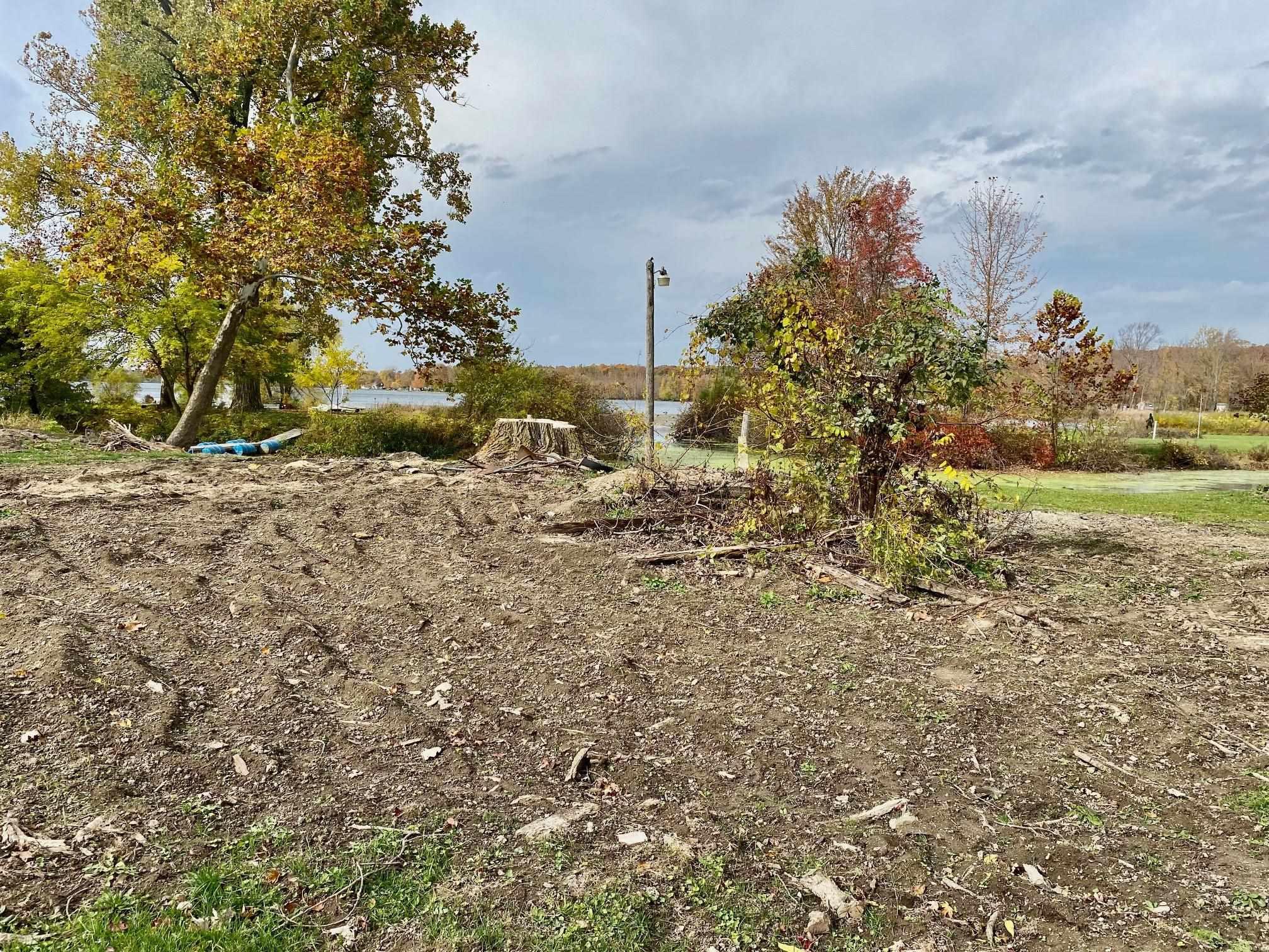 5243 North Blue Lake Road Churubusco, IN 46723 - Photo 2 of 12