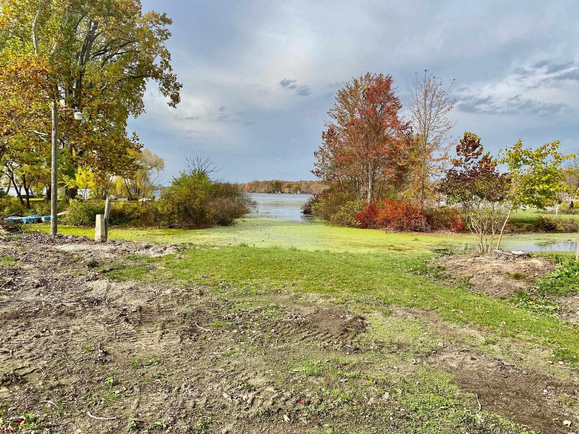 5243 North Blue Lake Road Churubusco, IN 46723 - Photo 3 of 12