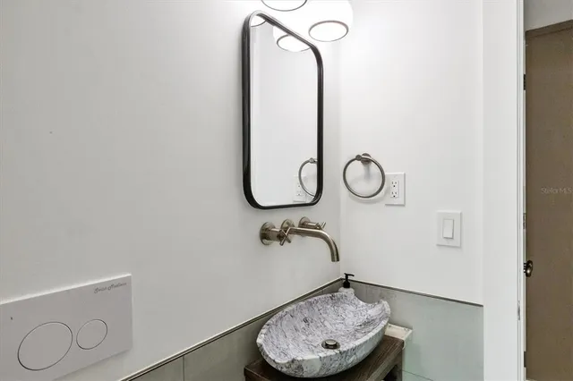 $5,800 | 1116 Westway Drive, Sarasota, FL 34236