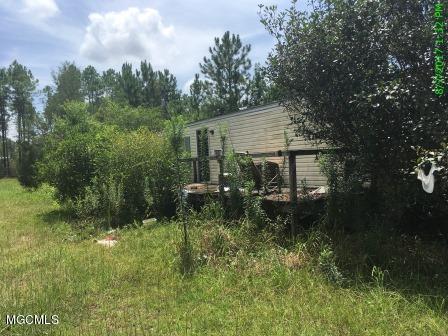 9221 Pollock Ferry Road Moss Point, MS 39562 - Photo 1 of 1 071