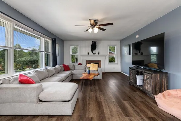 $345,000 | 204 Burnley Drive, Staunton, VA 24401