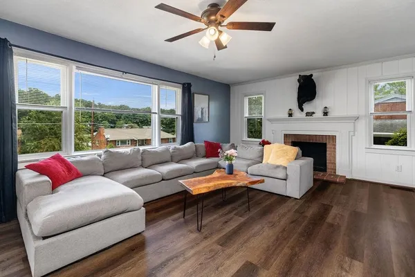 $345,000 | 204 Burnley Drive, Staunton, VA 24401