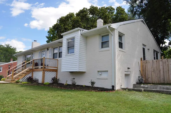 $345,000 | 204 Burnley Drive, Staunton, VA 24401
