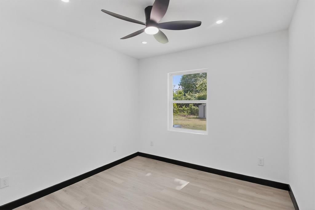 1624 Houghton Road Dallas, TX 75217 - Photo 30 of 40