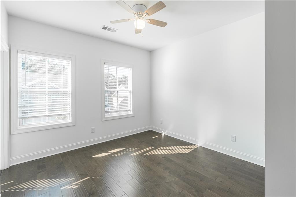 4570 Sims Park Suwanee, GA 30024 - Photo 19 of 41