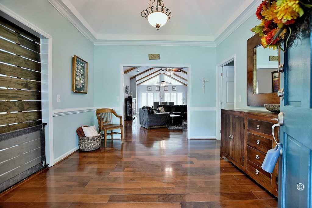 6260 Seminary Road Columbus, GA 31904 - Photo 3 of 28 Entry Foyer