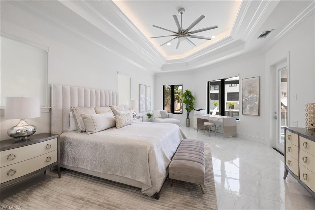 279 Heron Avenue Naples, FL 34108 - Photo 15 of 50 Gallery Image 15