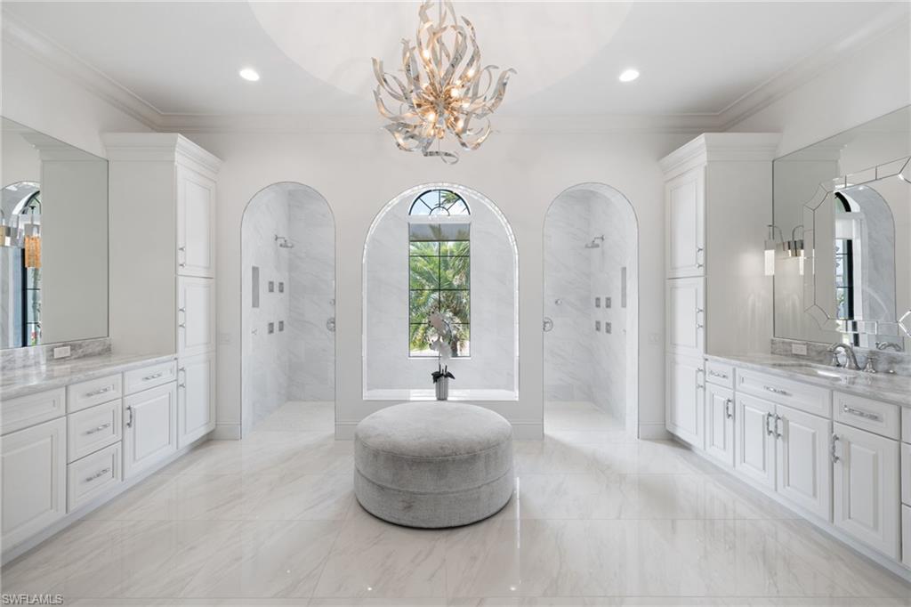279 Heron Avenue Naples, FL 34108 - Photo 17 of 50 Gallery Image 17