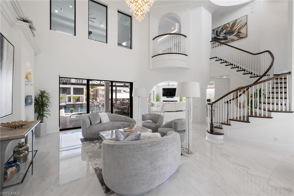 279 Heron Avenue Naples, FL 34108 - Photo 5 of 50 Gallery Image 5