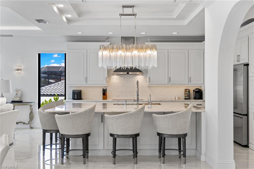 279 Heron Avenue Naples, FL 34108 - Photo 10 of 50 Gallery Image 10