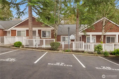 $579,000 | 3018 128th Avenue Southeast, Unit 12, Bellevue, WA 98005
