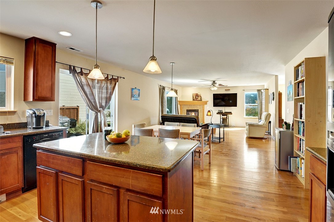 14093 Rustic View Road Southeast Monroe, WA 98272 - Photo 3 of 16