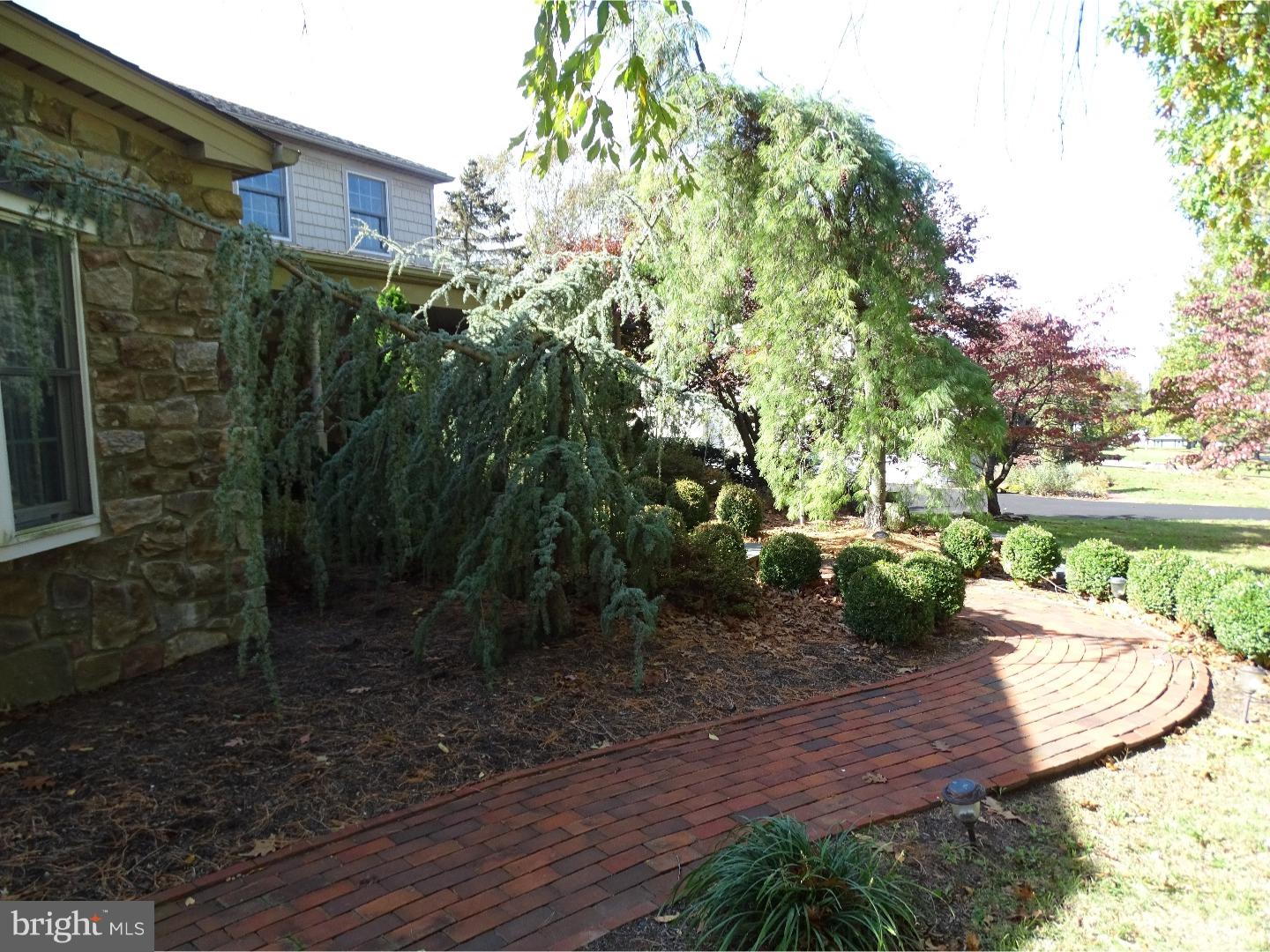 2862 Bayton Road Norristown, PA 19403 - Photo 5 of 25 Gallery Image 5